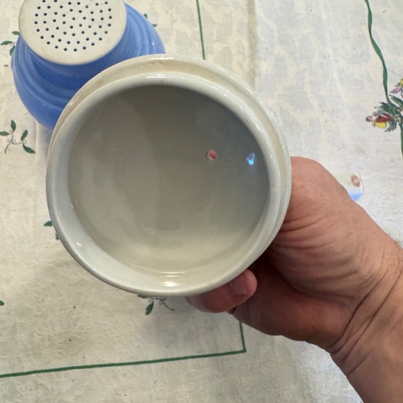 Hall China Morning Glory Coffee Maker and Coffee / Tea Pot - Picture 7 of 8